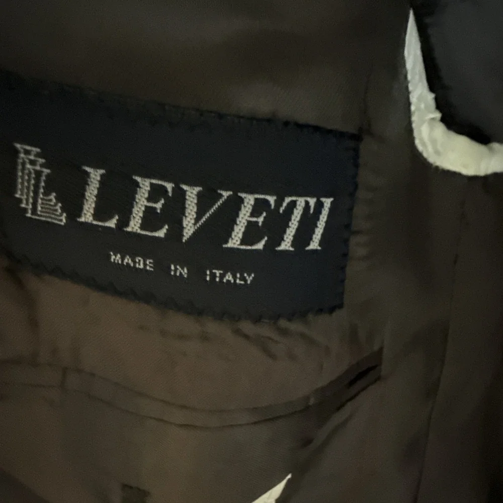 Leveti Men's Blazer Sport Coat 42R Black Wool 3-Button Designer Italy Made
